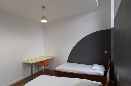 Saint-Honore - Jeanne d'Arc Hostel | Auberge de Jeunesse HI Amiens