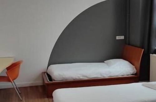 Saint-Honore - Jeanne d'Arc Hostel | Auberge de Jeunesse HI Amiens