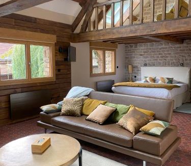 Signy-lAbbaye Hotel | Auberge De L'abbaye