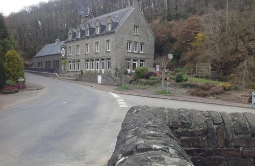 Hambye Hotel | Auberge De L'Abbaye-Logis Hôtel Restaurant