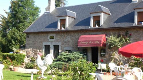 Quarre-les-Tombes Hotel | Auberge De L'Atre