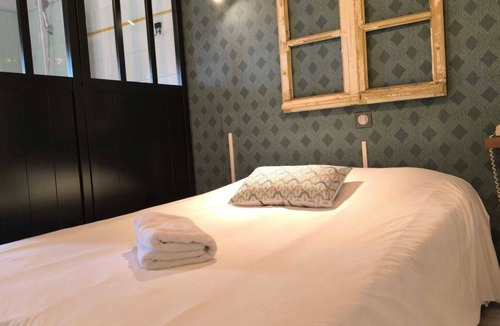 Dieulefit Hotel | Auberge de l'escargot d'or