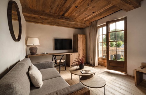 Barneville-la-Bertran Hotel | Auberge de la Source