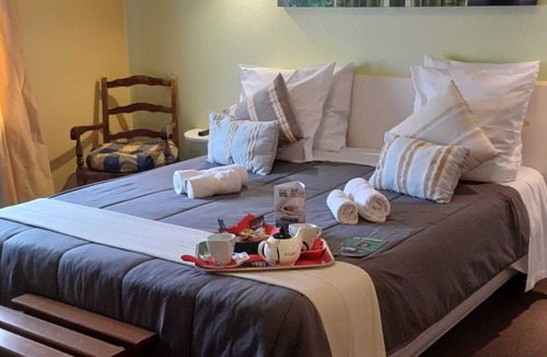 Dompierre-sur-Besbre Hotel | Auberge De L'Olive