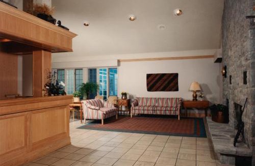 Caraquet Hotel | Auberge De La Baie