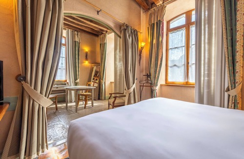 Nitry Hotel | Auberge de la Beursaudiere