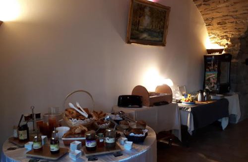 Lablachere Hotel | Auberge de la Couronne