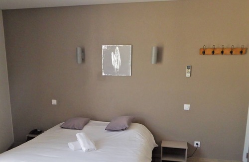 Lavours Hotel | Auberge de la Paillere