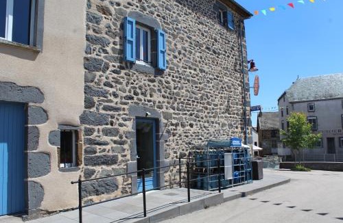 Talizat Hotel | Auberge de la Planèze