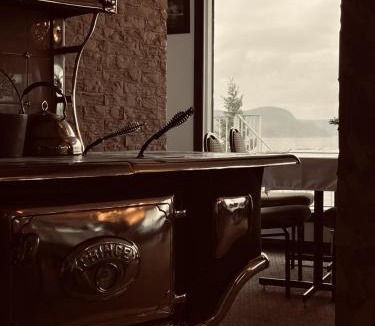 La Baie Hotel | Auberge de la Rivière Saguenay