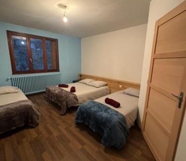 Chazey-Bons Hotel | Auberge de la Source