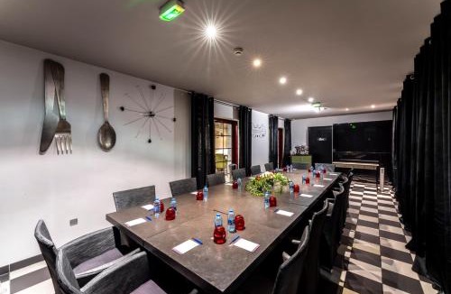 Vetraz-Monthoux Hotel | Auberge De Maison Rouge