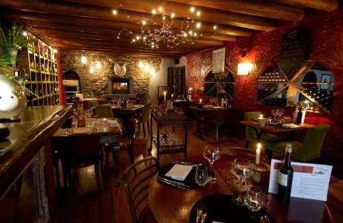 Vetraz-Monthoux Hotel | Auberge De Maison Rouge