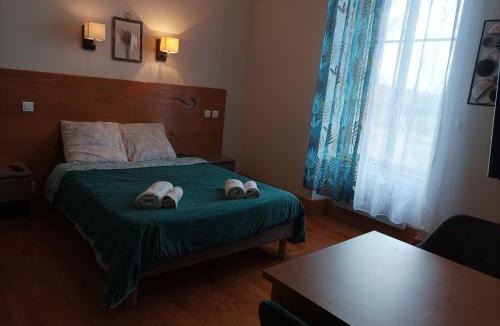 Mourjou Hotel | Auberge de Mourjou