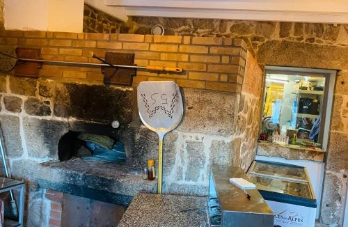 Thelis-la-Combe Hotel | Auberge de Thelis