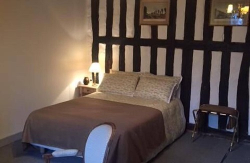 Sennely House | Auberge de villechaume