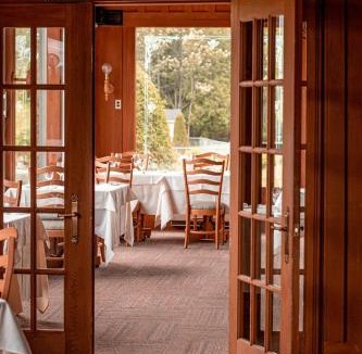 Pointe-au-Pic Hotel | Auberge Des 3 Canards