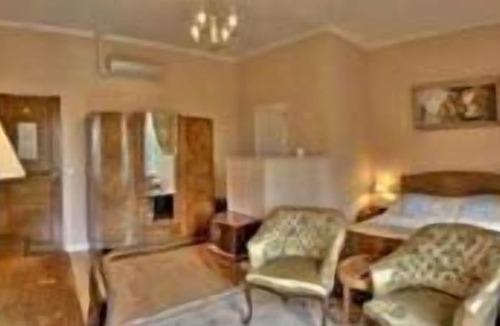 Carrieres-sous-Poissy Hotel | Auberge des Ecluses