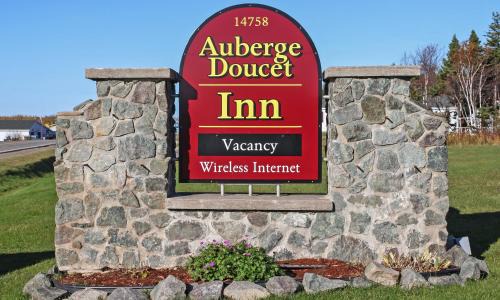 Cheticamp Hotel | Auberge Doucet Inn