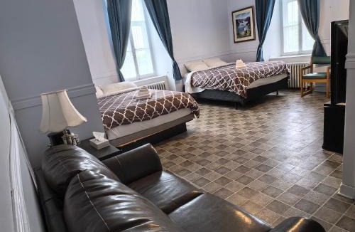 Saint-Casimir Hotel | Auberge du Couvent
