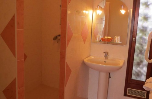 Silly-sur-Nied Hotel | Auberge du Gros