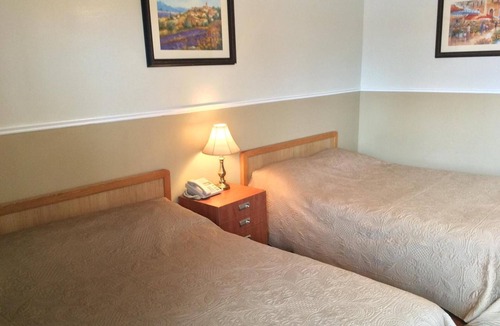 Communaute-Urbaine-de-l'Outaouais Hotel | Auberge Du Lac Beauchamp