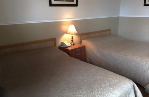 Communaute-Urbaine-de-l'Outaouais Hotel | Auberge Du Lac Beauchamp