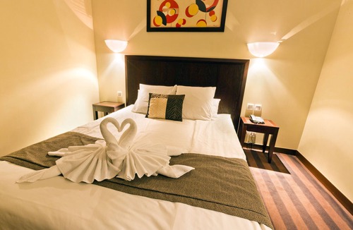 Lapalisse Hotel | Auberge Du Moulin Marin