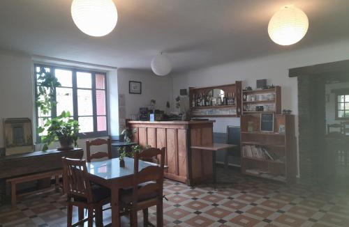 Saint-Andre-de-Rosans Hotel | Auberge du prieure