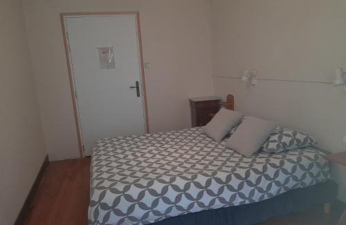 Saint-Andre-de-Rosans Hotel | Auberge du prieure