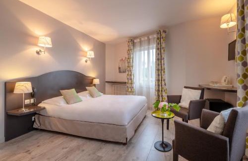 Saint-Felix-Lauragais Hotel | Auberge du Poids Public Logis Hotel