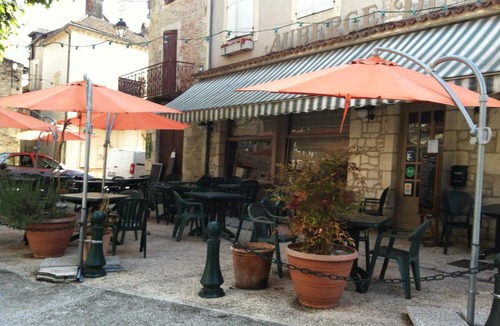 Quartier Malvares Bed & Breakfast | Auberge du Puits