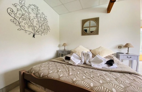 Anglars-Nozac Hotel | Auberge du relais d Auniac