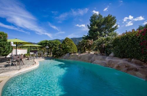Argeles-sur-Mer Hotel | Auberge Du Roua