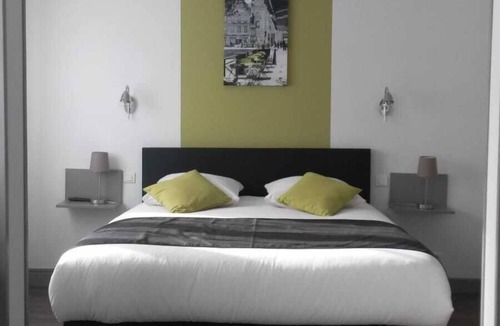 Les Hautes-Rivieres Hotel | AUBERGE EN ARDENNE