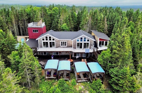 Pabos Mills Bed & Breakfast | AUBERGE ET SPA LE HUARD