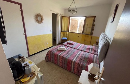 Galeria House | Auberge Galeris