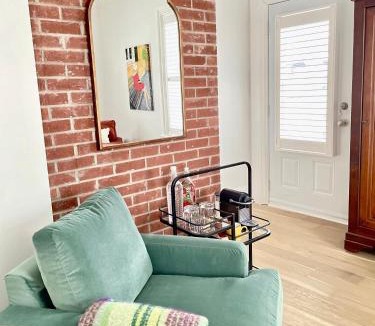 Alexandria Bed & Breakfast | Auberge Glengarry Inn