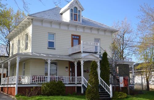 Riviere Du Loup Hostel | Auberge Internationale de Rivière-du-Loup O76381