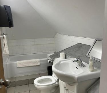Riviere Du Loup Hostel | Auberge Internationale de Rivière-du-Loup O76381