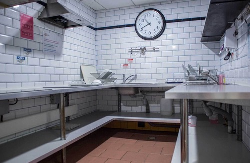 Saint Blaise Hostel | Auberge Jeunesse HI Paris - Le d’Artagnan
