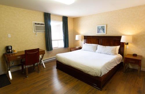 Grand Mere Hotel | Auberge La Rocaille