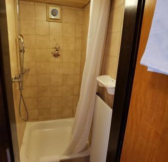 Mayens-de-Riddes Hotel | Auberge la Tzoumaz
