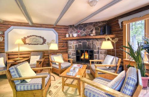 Mont-Tremblant Hotel | Auberge Le Lupin-Self Check-in