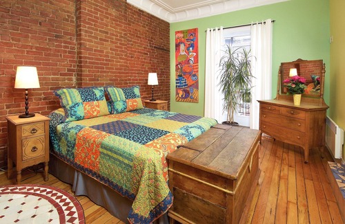 Downtown Montreal Bed & Breakfast | Auberge Les Bons Matins
