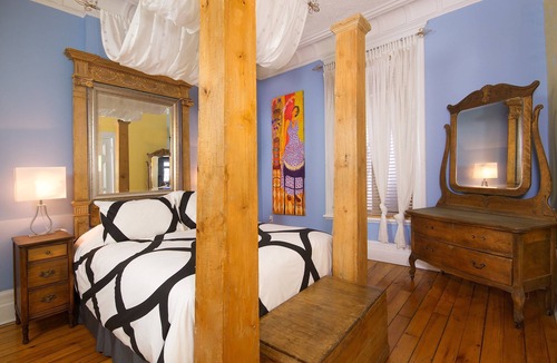 Downtown Montreal Bed & Breakfast | Auberge Les Bons Matins