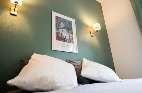 Pierlas Hotel | Auberge Lou Poumié