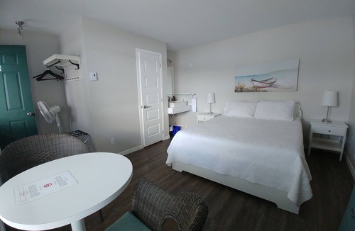 Temiscouata-sur-le-Lac House | Auberge Marie Blanc