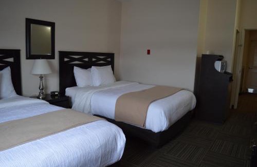 Iroquois Falls Hotel | Auberge MacDonald Guest Inn