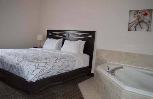 Iroquois Falls Hotel | Auberge MacDonald Guest Inn